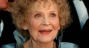 Gloria Stuart, que fez a versão idosa de Rose, em <i>Titanic</i>, morreu aos 100 anos - AP
