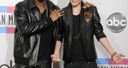 Justin Bieber e Usher - AP